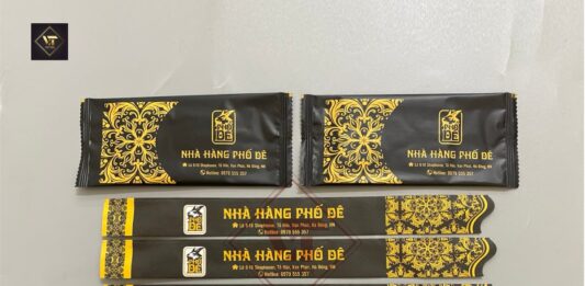 Công ty In Việt Tiến chuyên sản xuất in khăn lạnh, khăn giấy ướt cho nhà hàng, karaoke giá rẻ sỉ tại Nha Trang, Cam Ranh, Khánh Hòa